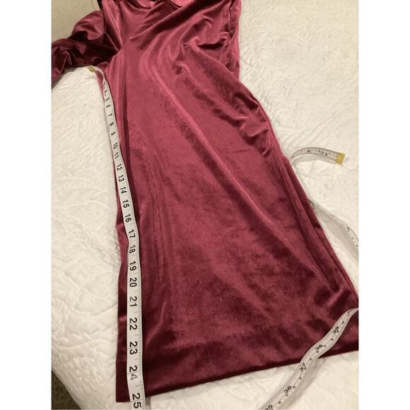 Old Navy Velvet Wide Leg Pants - Burgundy - Picture 5 of 6